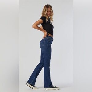 Mavi Molly High-Rise Slim Fit Women's Jeans in Dark Blue  29/30